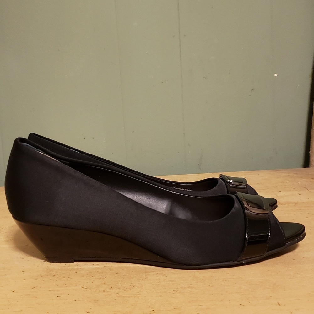 Wedges - Picture 2 of 4
